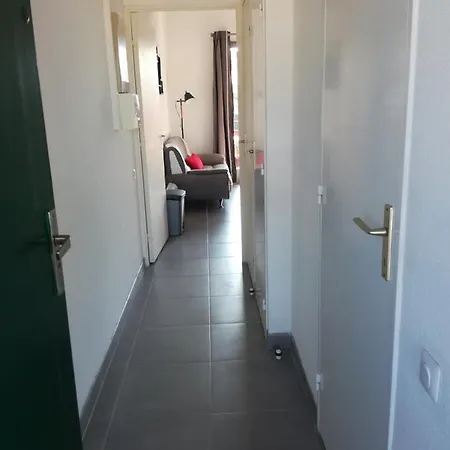 Apartment Santocha *