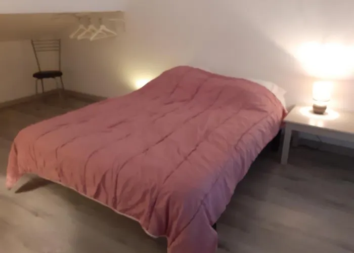 Santocha Lejlighed *